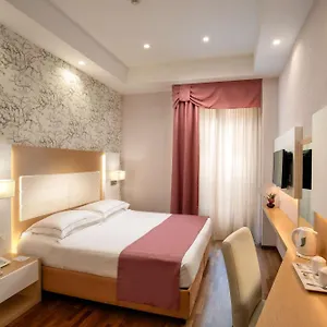 https://diana-roof-garden.it-romehotels.com