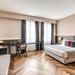 Plinius Lifestyle 4*, Como Italien